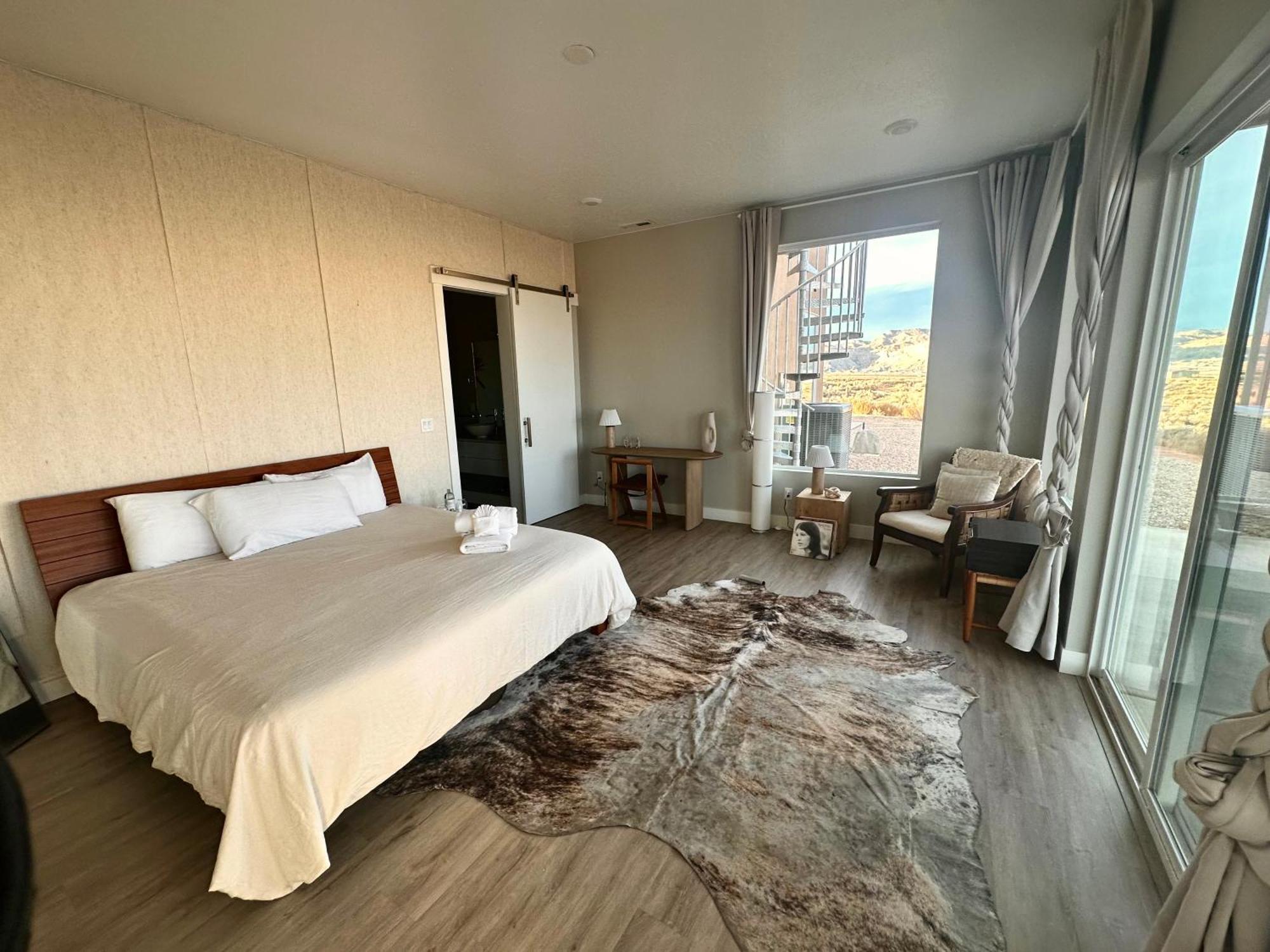 Canyon Oasis Suite With Grand Mesa View Биг Уотър Екстериор снимка