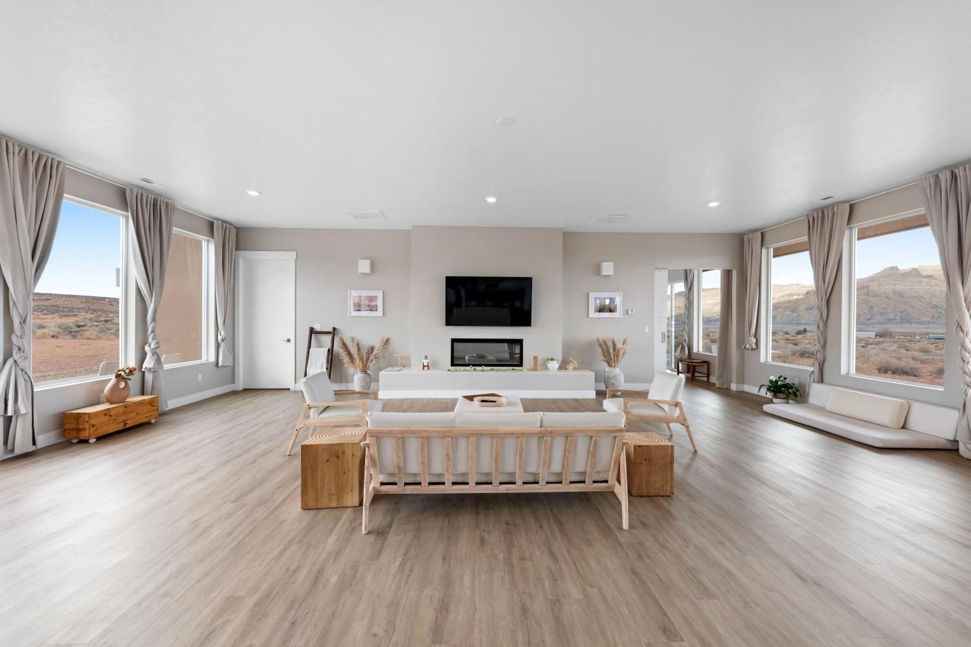 Canyon Oasis Suite With Grand Mesa View Биг Уотър Екстериор снимка