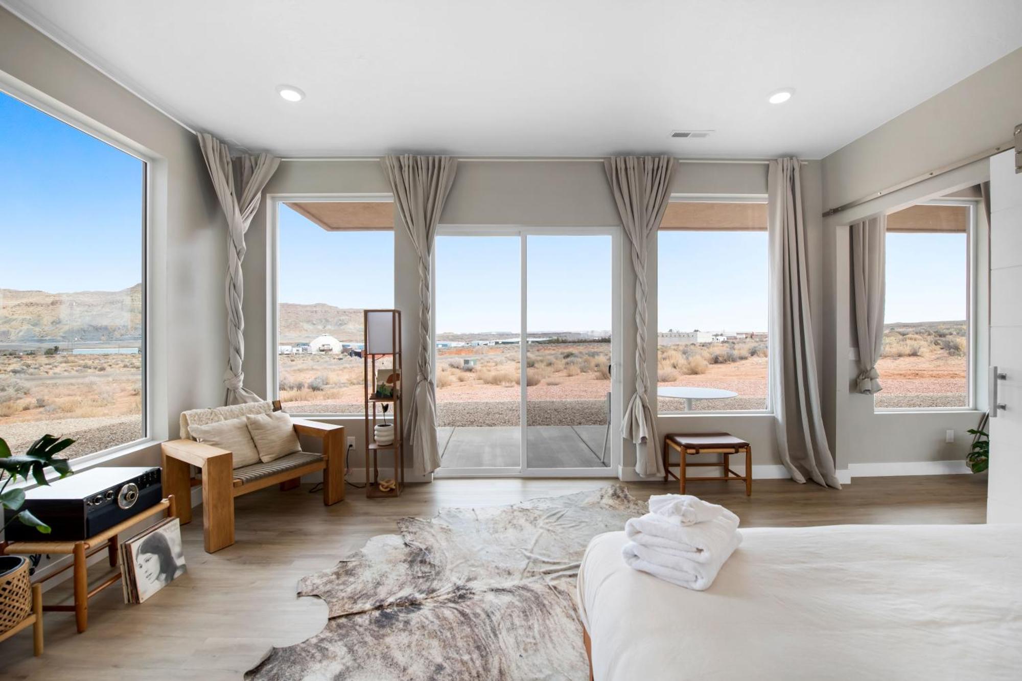 Canyon Oasis Suite With Grand Mesa View Биг Уотър Екстериор снимка
